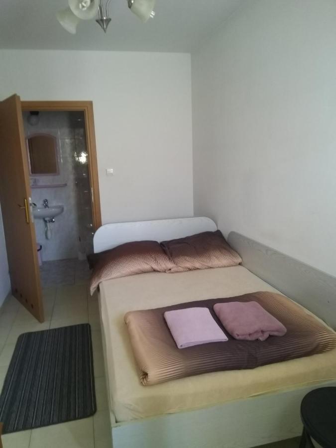 Hostel Malva Ломянкі Екстер'єр фото