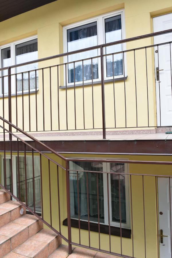 Hostel Malva Ломянкі Екстер'єр фото